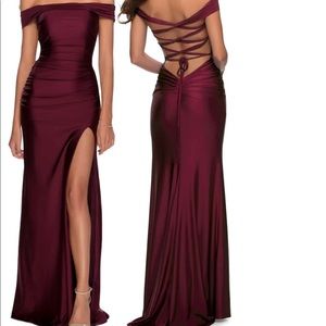 Women's La Femme Off The Shoulder Satin Trumpet Gown